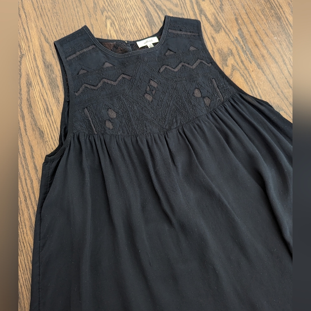 Aritzia Wilfred Black Sleeveless Embroidered Modal and Silk Blouse
